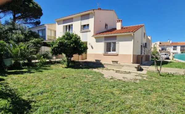 VILLA 3 FACES JARDIN ET GARAGE