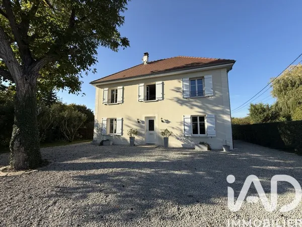 Maison 7 pièces 148 m²