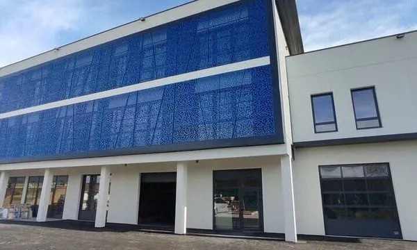 Bureau 168 m²