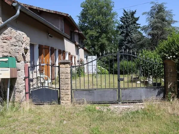 Maison 8 pièces 220 m²