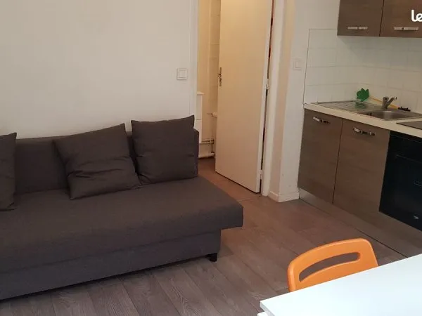 Triplex 2 Chambres - Meublé, Rénové, Lumineux - Lille Esquermes