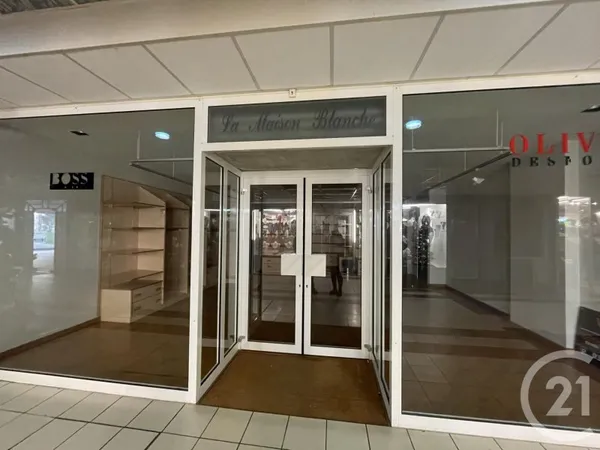 Local commercial 54 m²