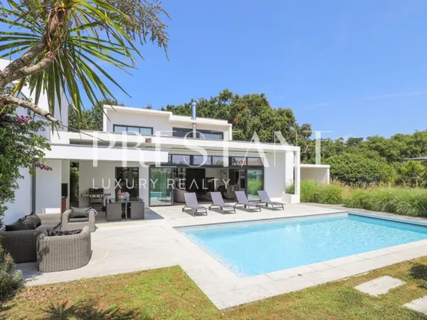 ROMEO - A l'entrée sud de Biarritz - location de vacances avec p