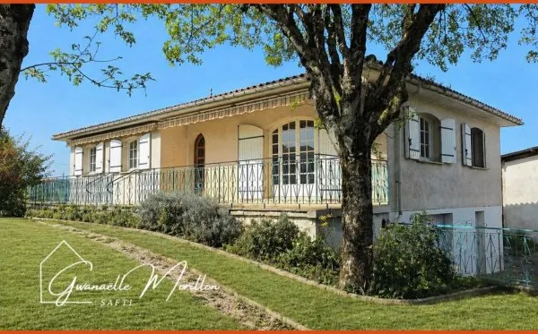 A saisir maison avec sous sol et garage