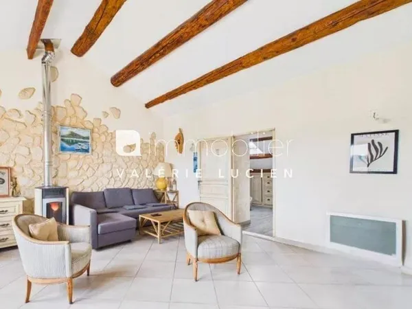 Appartement avec vue sur les Alpilles, proche centre-ville