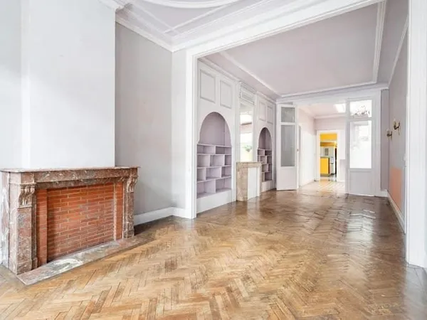 Maison 8 pièces 177 m²