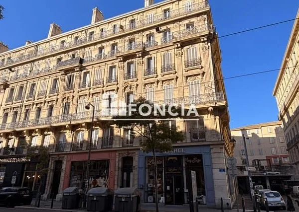 Secteur République - Superbe duplex de charme dans immeuble haussmannien