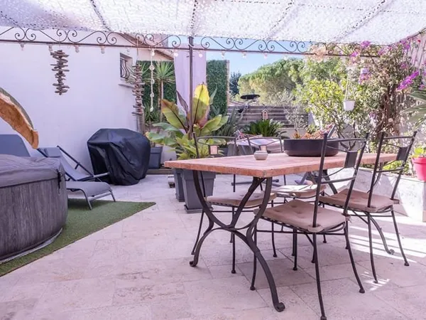 Appartement 5 pièces 160 m²