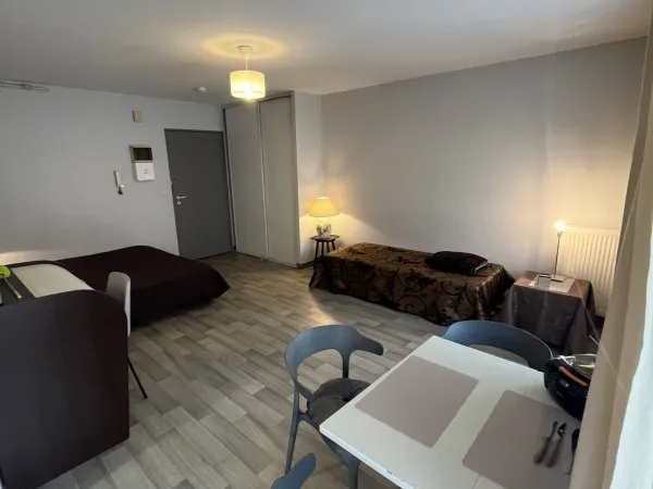 Studio 1 pièce 31 m²