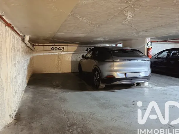 Parking 12 m²