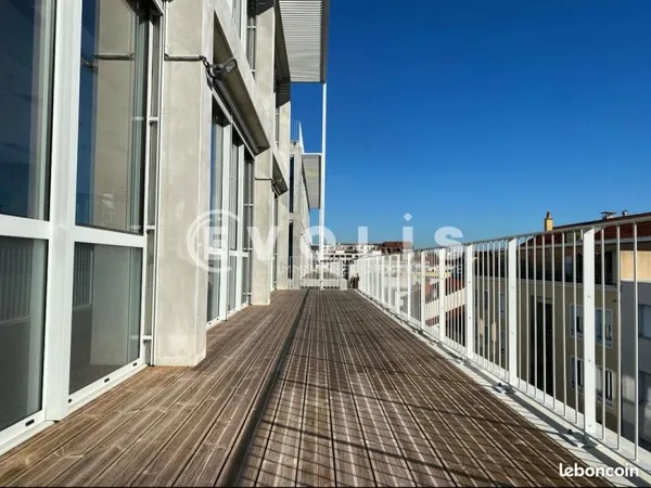 Bureaux 288 m²