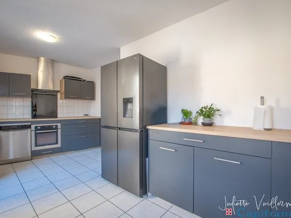 CHAMBERY (73000) : Appartement 3 chambres, cave, garage