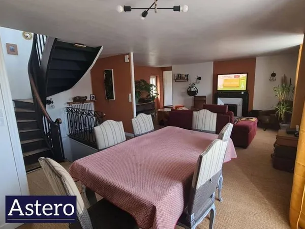 Maison 7 pièces 197 m²