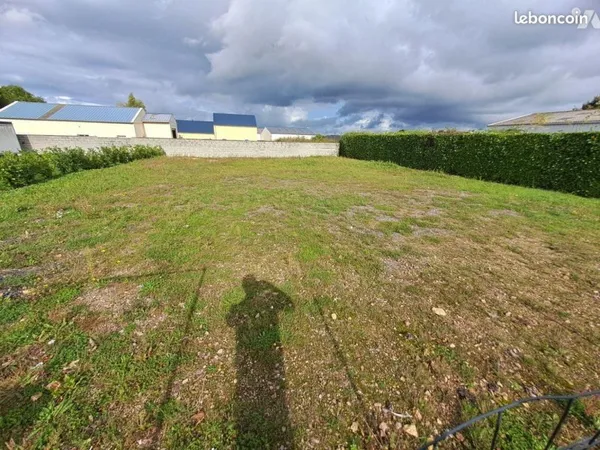 Terrain 620 m² ARGENCES