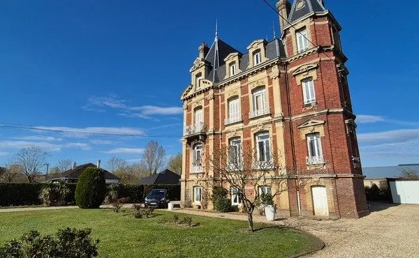 A VENDRE SPECIAL INVESTISSEURS Le Manoir des Rosiers - Immeuble de rapport à Saint-Aubin-lès-Elbeuf