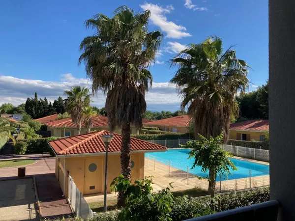 Loue studio meublé proche Perpignan à Baho (66) - 29m²