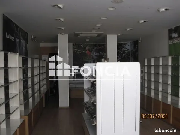 Local commercial 97 m²