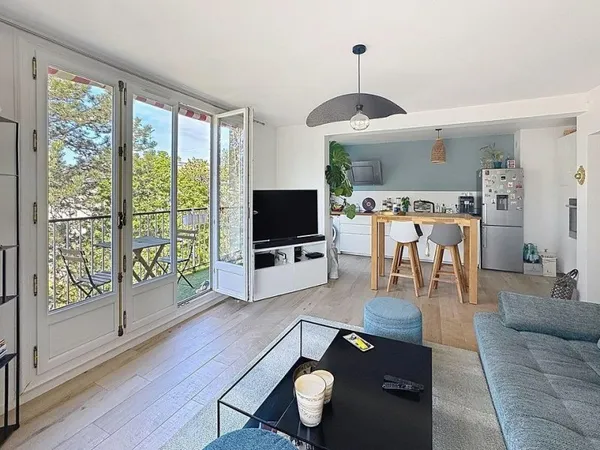 Rare sur Maisons Laffitte