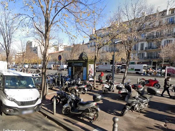Boutique 211 m² MARSEILLE