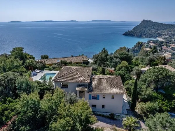 Maison 5 pièces 187 m²