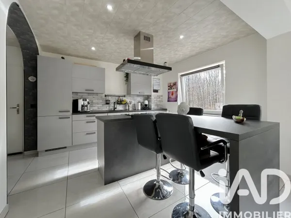 Appartement 3 pièces 96 m²
