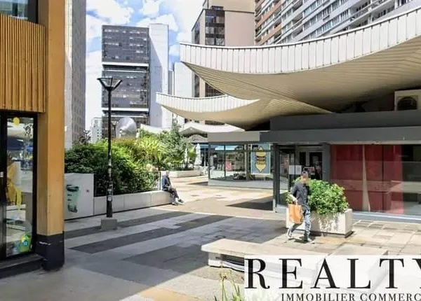 Boutique 143 m²