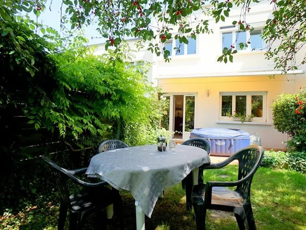 Maison parfaitement entretenu Mézières Sur Seine 5 pièces 90 m2