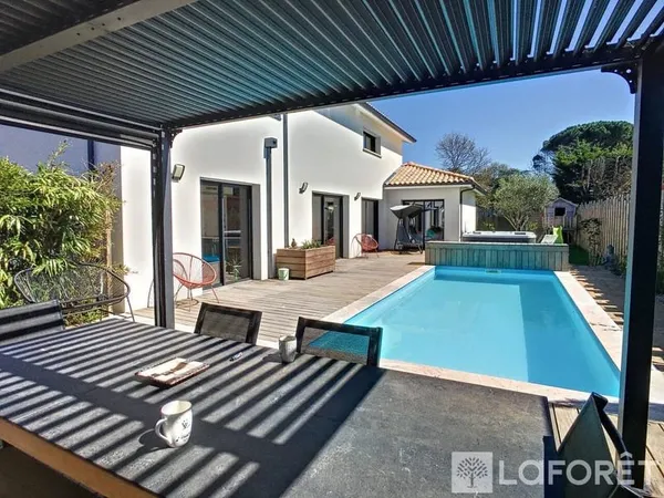 Maison Gujan Mestras 7 pièces 163 m2