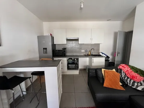 TOULON, ouest du centre-ville, T3 + cave vendus loués