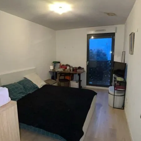 Chambre à louer meublée dans colocation à 10 minutes de Paris