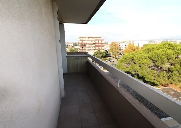 T3 Balcon,parking et cave avec vue sur le Rocher de Roquebrune