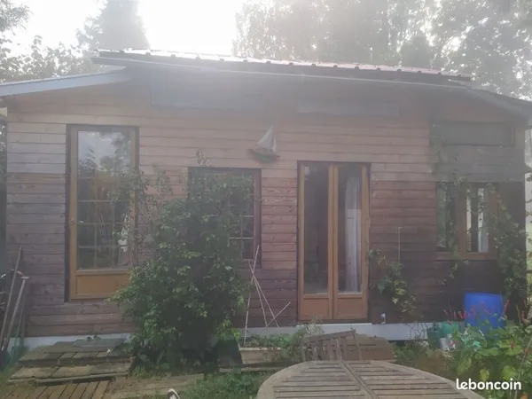 Chalet sur une île à 20 min de Paris