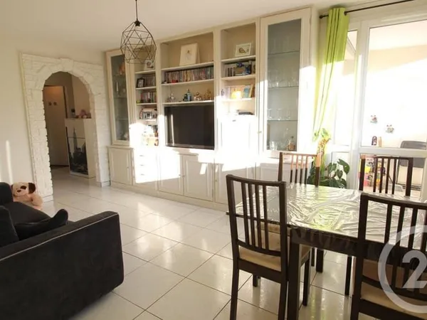 Appartement 4 pièces 74 m²