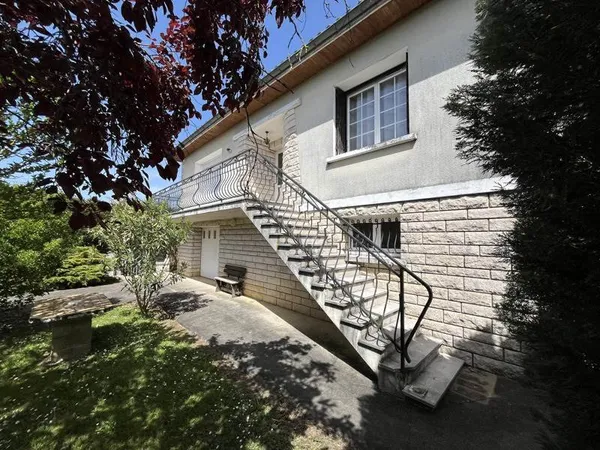 Maison 8 pièces 115 m²