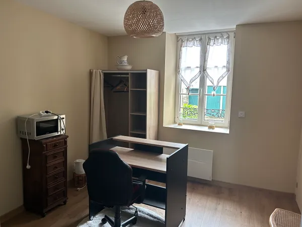 LOCATION SAISONNIERE D'UNE CHAMBRE