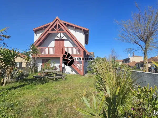 Villa 6 pièces 100 m²