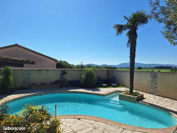 Maison de 130m² avec piscine, au calme sans vis à vis, aux Petits Robins