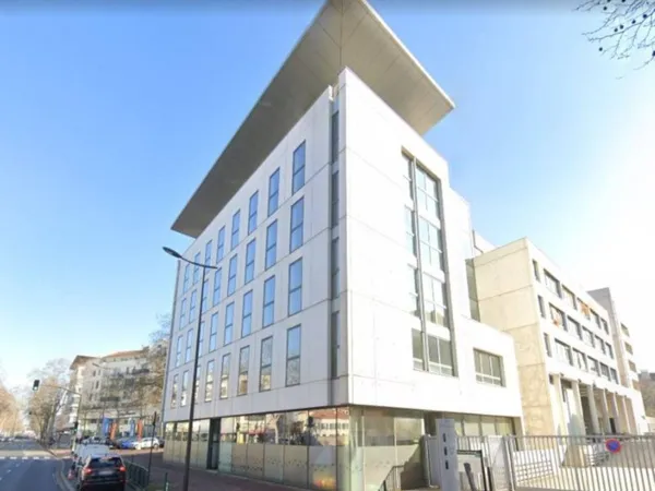 Bureau 3100 m²