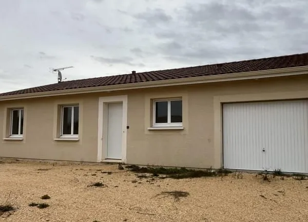 Maison récente de plain-pied