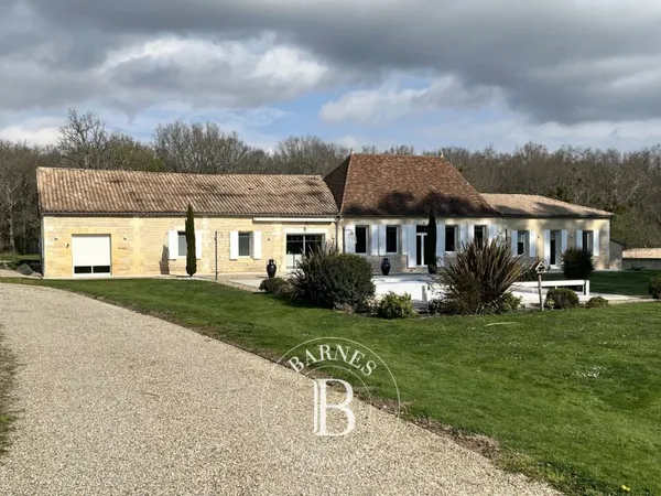 Périgord, Bergerac - Maison contemporaine avec 20 hectares