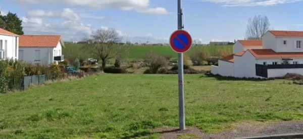 TERRAIN DE 1790 M2 à ROYAN