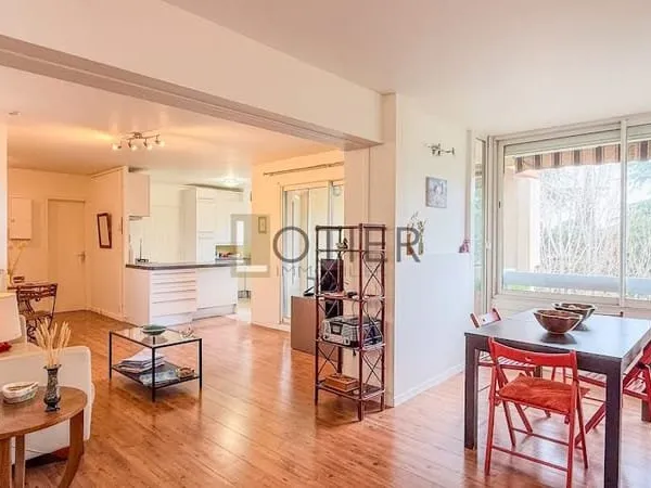 Appartement 4 pièces 91 m²