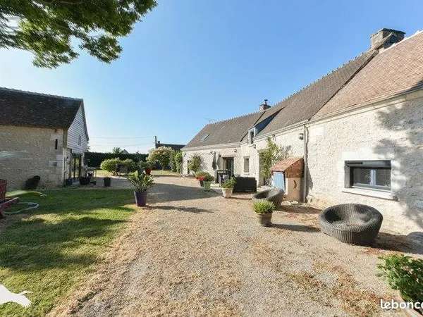 Longère 6 pièces 185 m²