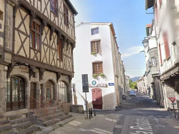 Commerce Location Clermont-Ferrand   618€