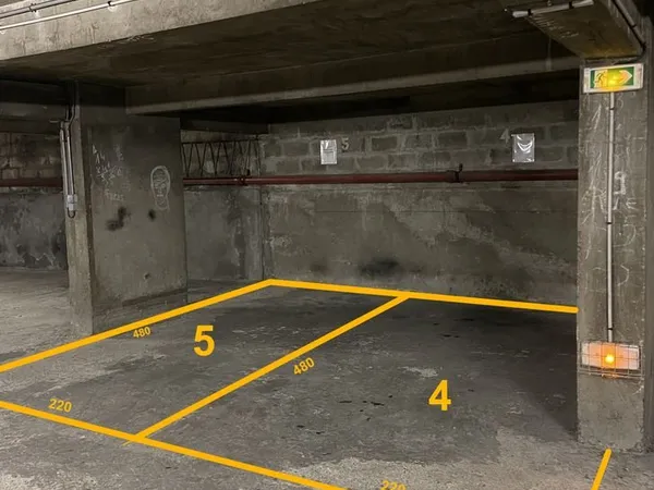 Location place parking ALFORTVILLE