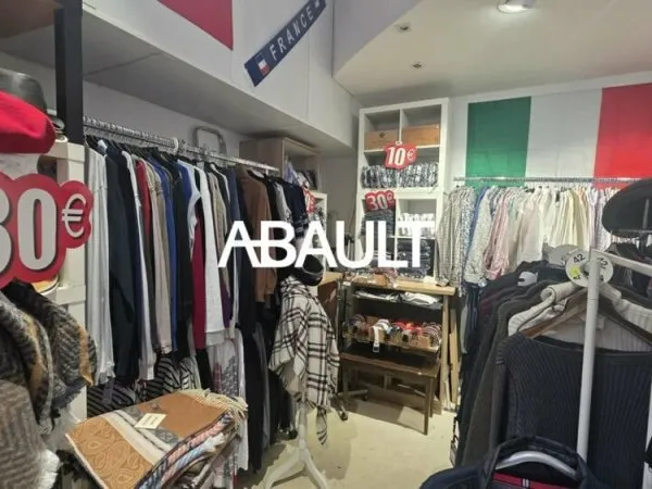 LOCAL COMMERCIAL à CEDER