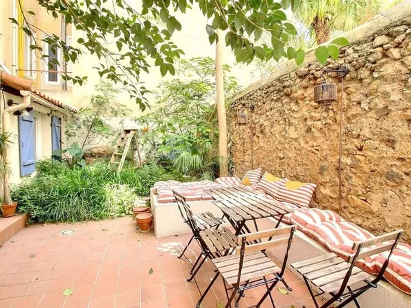 Rez de jardin Camas