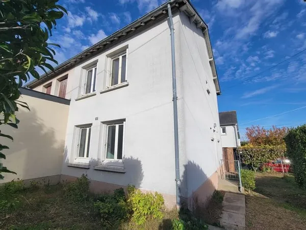 LE LUDE : Maison T3 de 61 M² ENVIRON