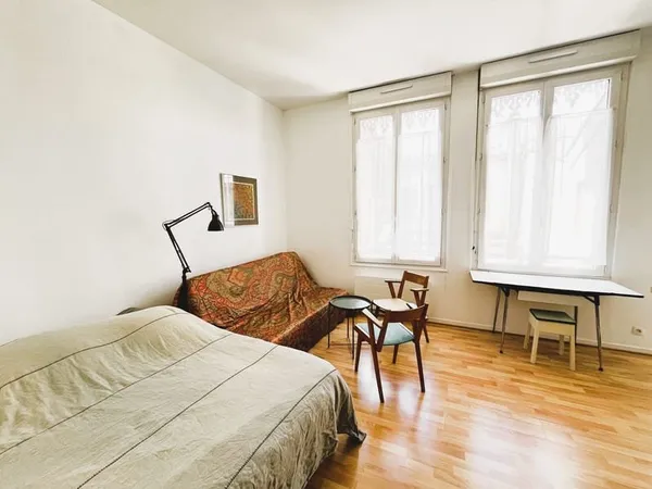 Studio lumineux et paisible en plein coeur de la ville