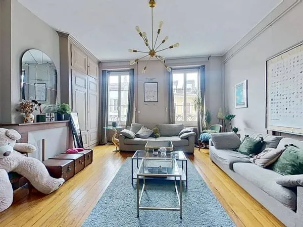 Appartement 3 pièces 104 m²